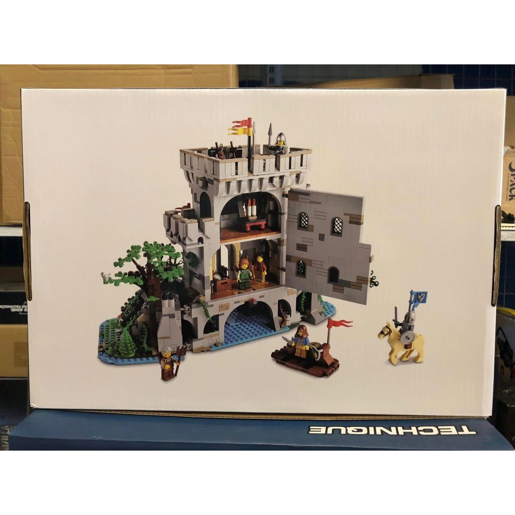 Xếp Hình 85668 Lâu Đài Cổ Trong Rừng Black Falcon Hàng Moc