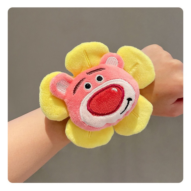 Vòng tay vải nhung dạ /đồng hồ đeo tay /dvòng tay Noel/đồ chơi trẻ em /quà tặng học sinh trong mùa giáng sinh cho bé