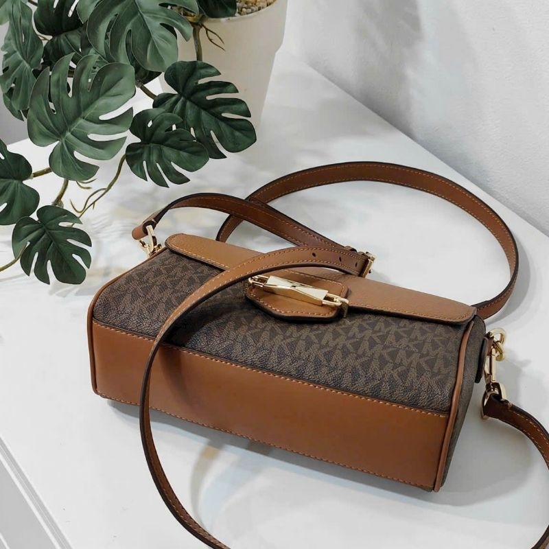 Túi đeo chéo M.K da thật sang chảnh