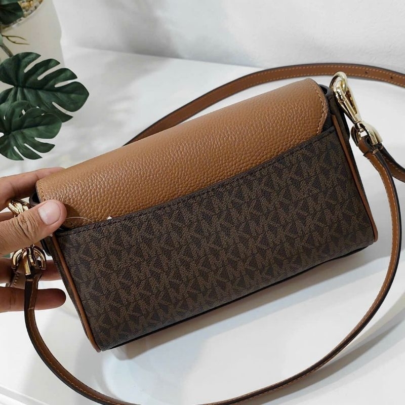 Túi đeo chéo M.K da thật sang chảnh