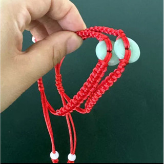 Vòng chỉ đỏ đồng điếu may mắn