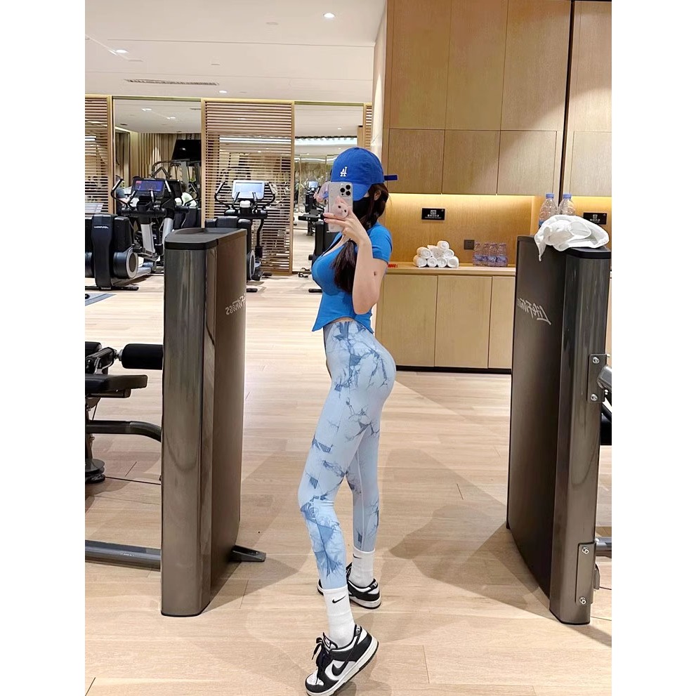 Quần tập gym nữ chun mông, quần legging thể thao nữ tôn dáng, vải co giãn thoải mái AMI-B28