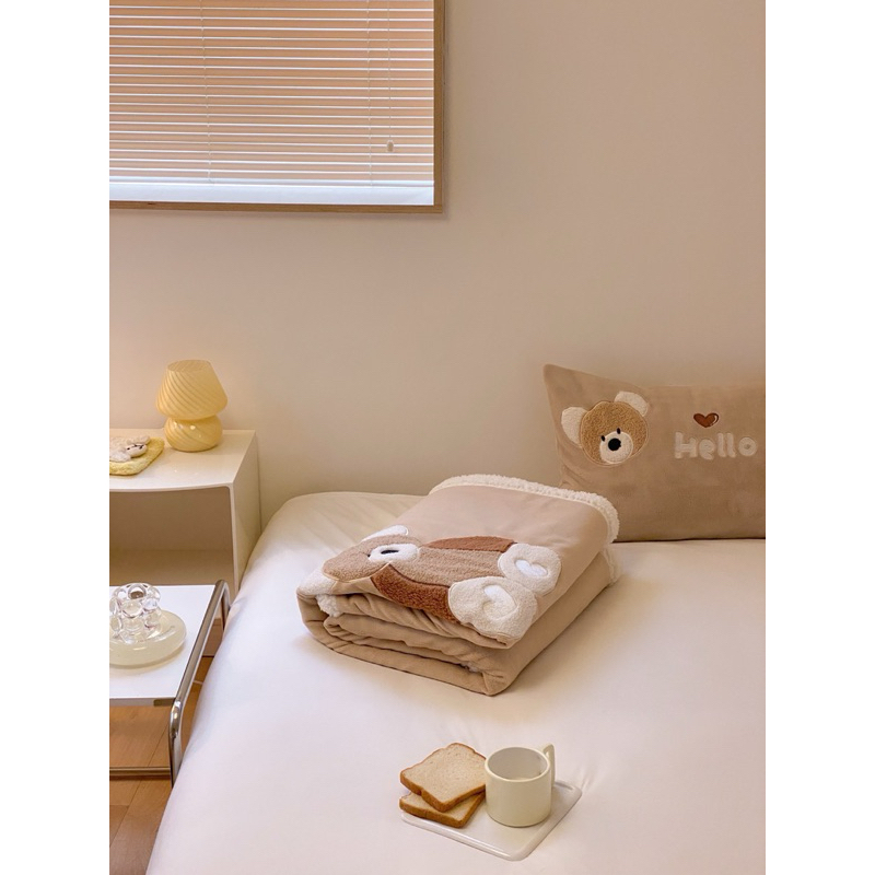 Chăn Lông Cừu Cao Cấp cực ấm,mềm và thêu họa tiết gấu teddy siêu đáng yêu