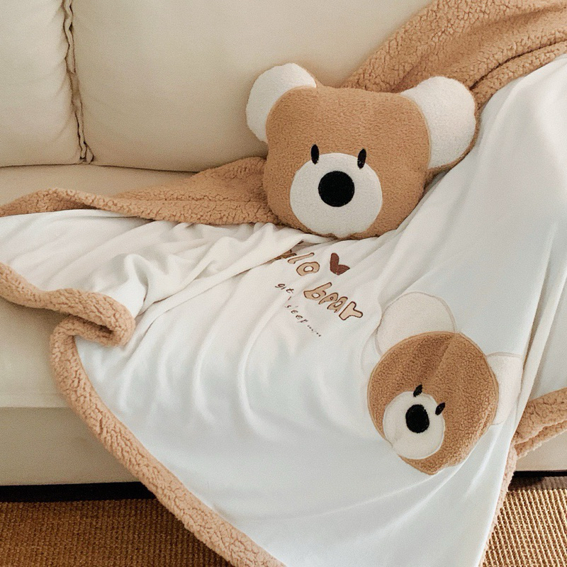 Chăn Lông Cừu Cao Cấp cực ấm,mềm và thêu họa tiết gấu teddy siêu đáng yêu