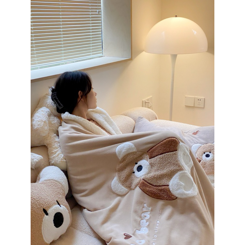 Chăn Lông Cừu Cao Cấp cực ấm,mềm và thêu họa tiết gấu teddy siêu đáng yêu