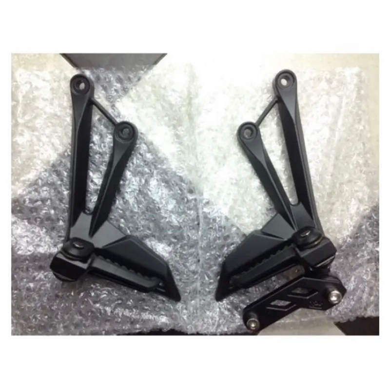 Gác chân Z1000 gắn ex150