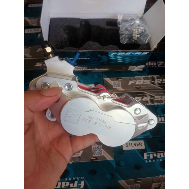 Heo dầu fando 4 bis gắn xe máy