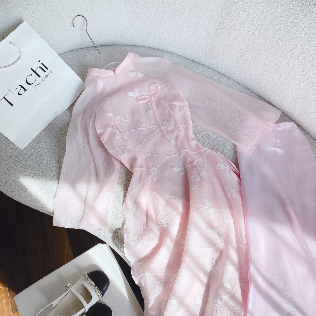 SET ÁO DÀI HỒNG ĐÍNH HOA TAY LỠ + QUẦN SUÔNG HỒNG