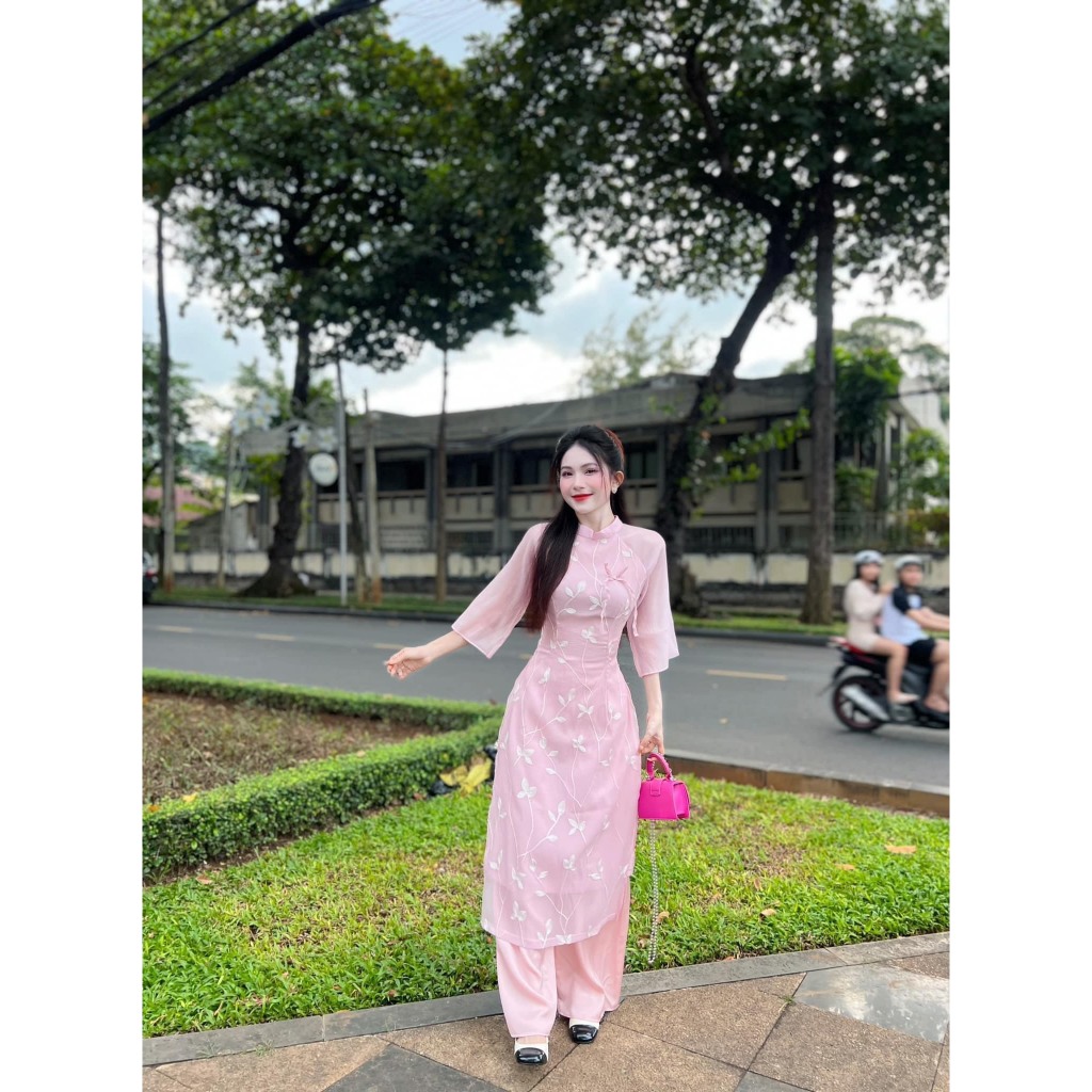 SET ÁO DÀI HỒNG ĐÍNH HOA TAY LỠ + QUẦN SUÔNG HỒNG