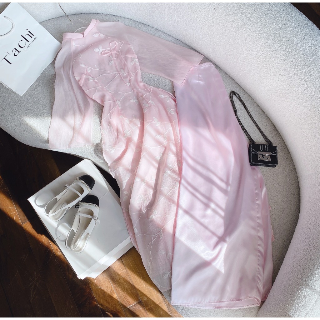 SET ÁO DÀI HỒNG ĐÍNH HOA TAY LỠ + QUẦN SUÔNG HỒNG