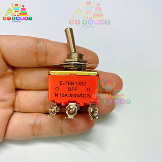 Công tắc đảo chiều motor DC công tắc gạt 6 chân ON OFF ON 15A 250VAC công suất tối đa 250W - LK0063