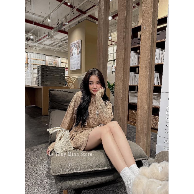 SET LEN THỪNG THÊU HOA CHÂN VÁY XẾP LY