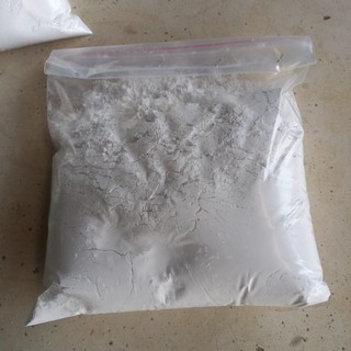 1 kg Bột đá trắng CaCo3 siêu mịn dùng trong nghành mộc,làm phụ gia composit, đúc tượng, làm khuôn,sản phẩm không cháy