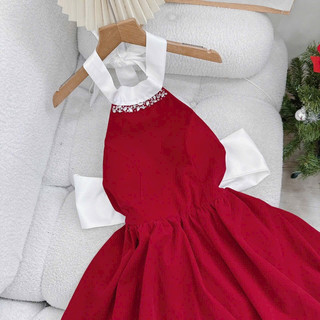 ĐẦM MIDI ĐỎ CỔ VUÔNG VIỀN HẠT NƠ LƯNG ❤️