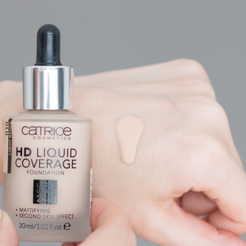 Kem Nền Kiềm Dầu Che Phủ Tự Nhiên Huyền Phi Catrice HD liquid Coverage Foundation 30Ml