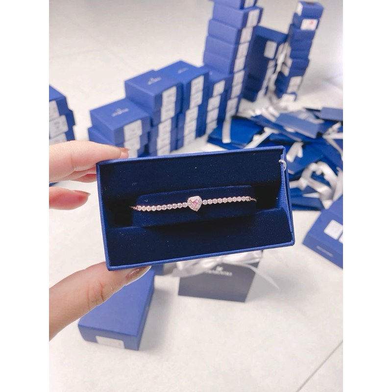 |nhymbagnwallet| Lắc tay S. đá trái tim