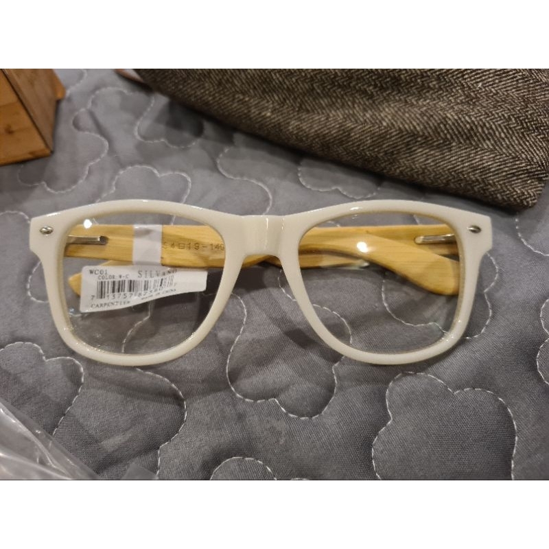 kính hàng thương hiệu, new 100%