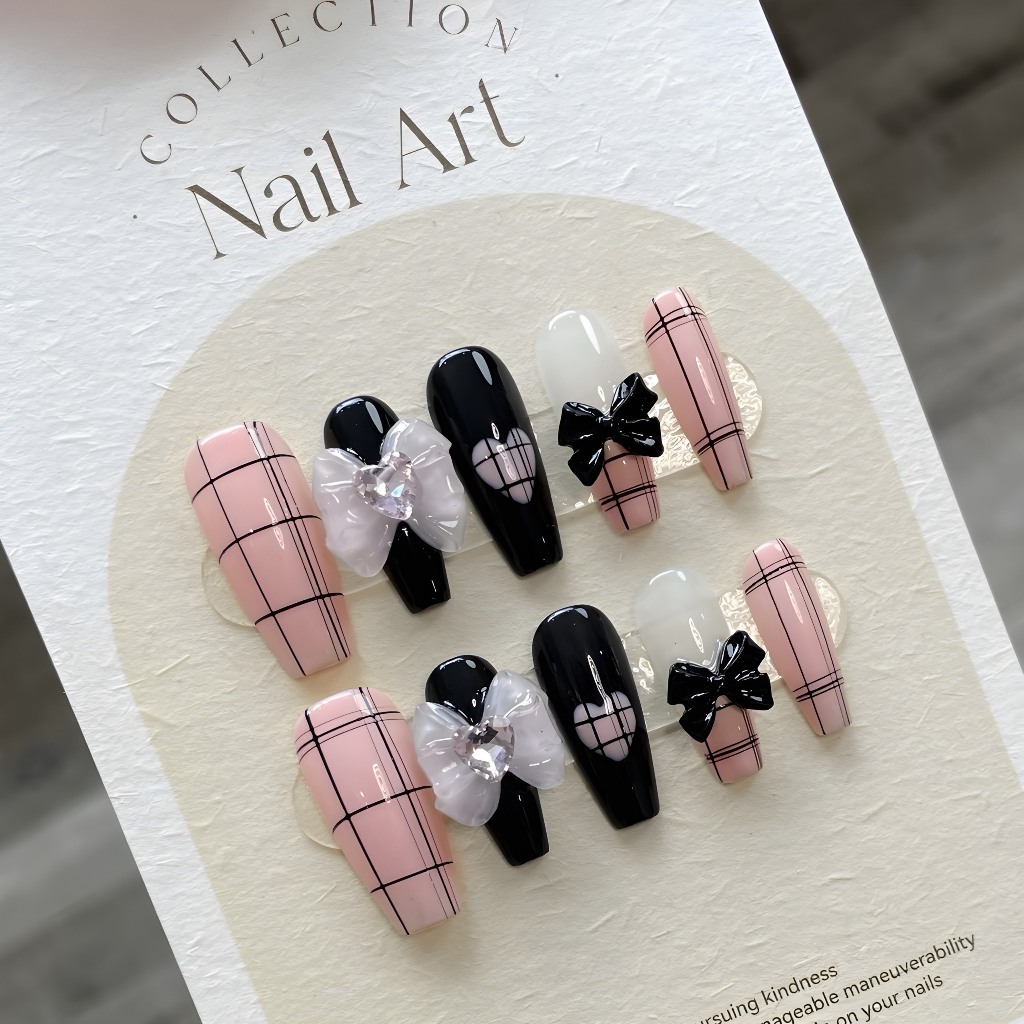 Nails xinh đính cham đá mắt mèo xinh xắn mã 385