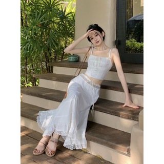 Set áo + chân váy trắng thanh khiết