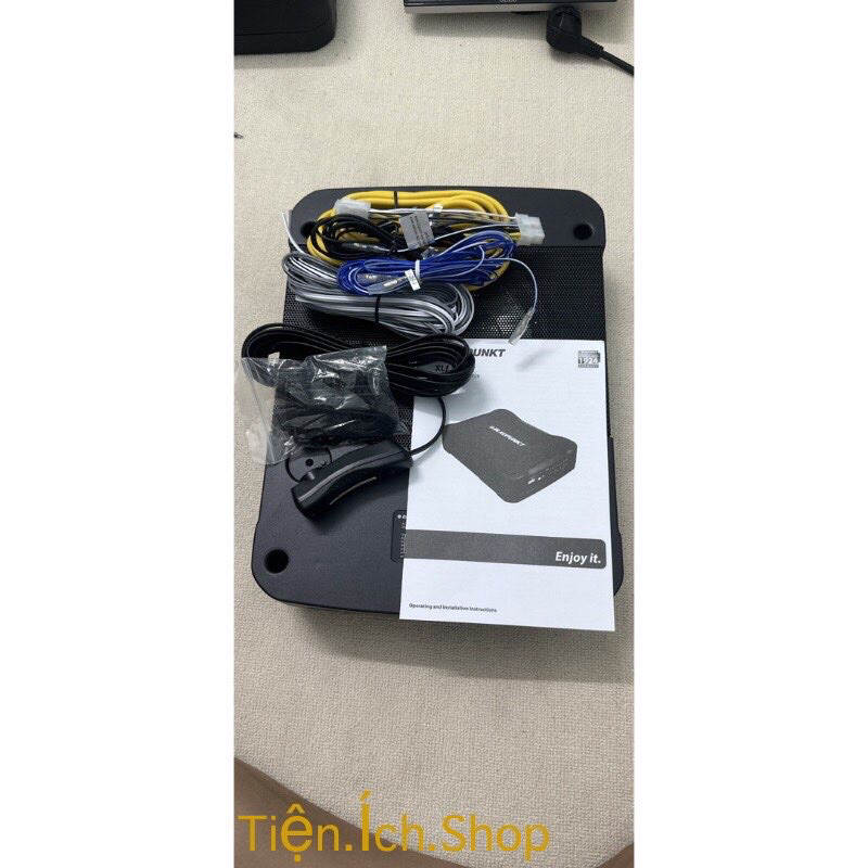 Loa SUD Siêu Trầm Lắp Gầm Ghế Ô Tô BLAUPUNK XLF 180A_Hàng Chính Hãng