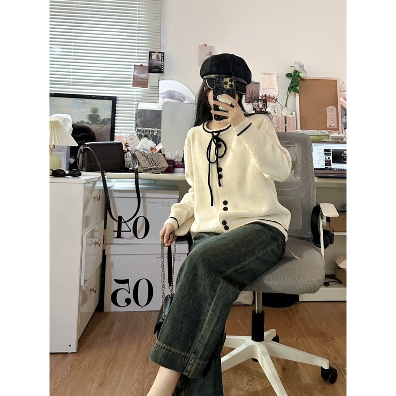 Quần bò ống đứng 2 màu qC