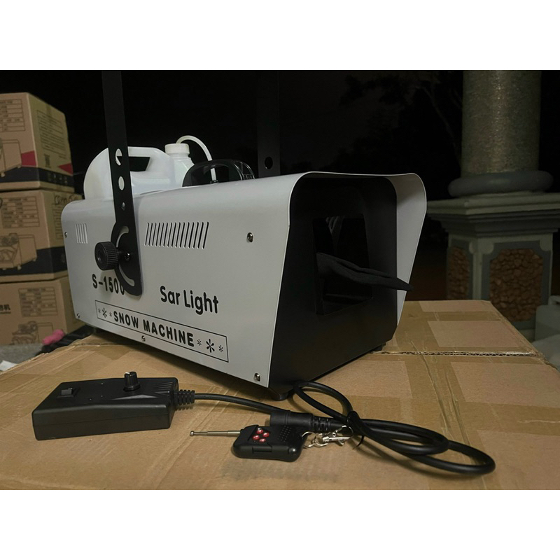 Máy phun tuyết 1500w