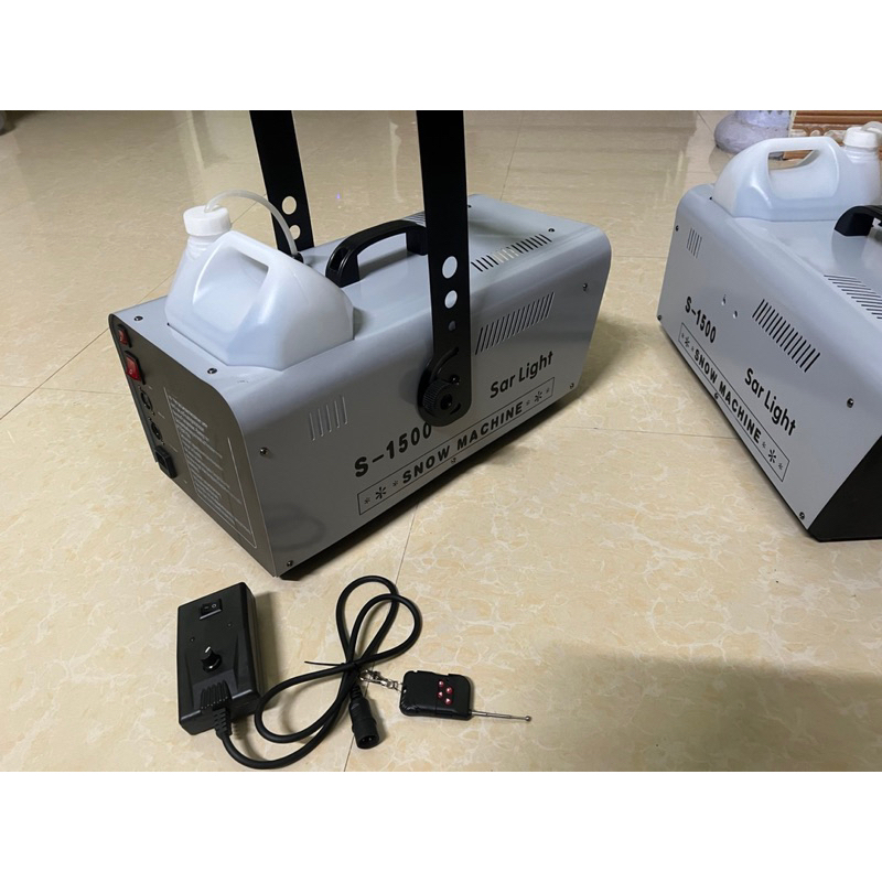 Máy phun tuyết 1500w