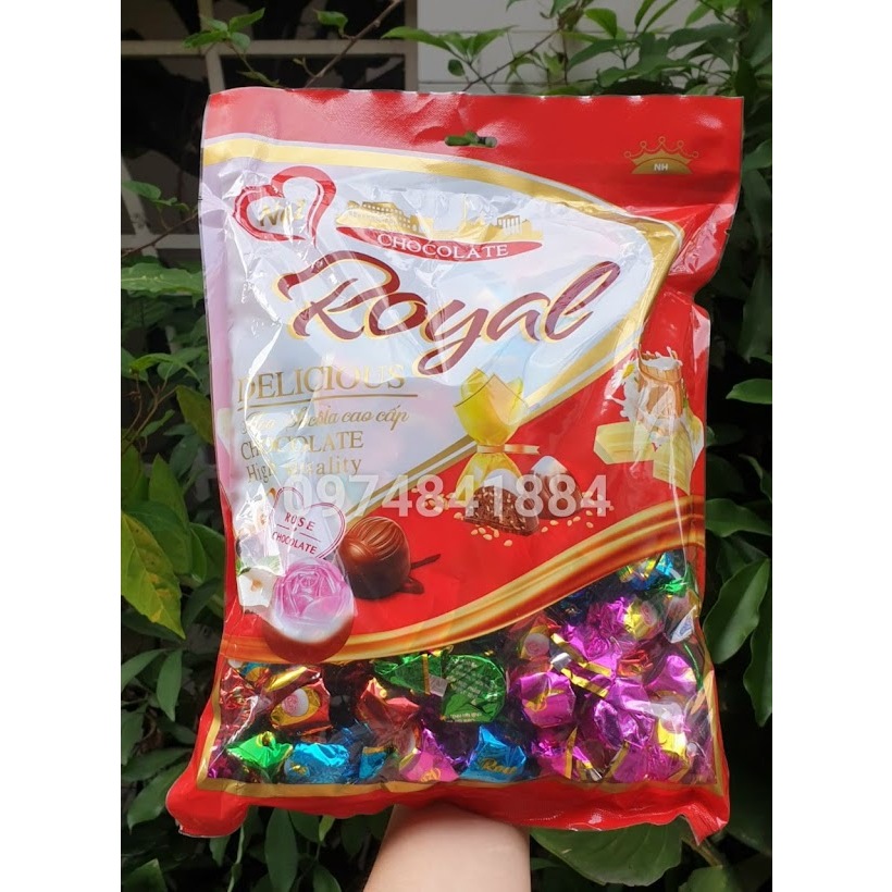 Túi 1kg socola hoa hồng xoắn