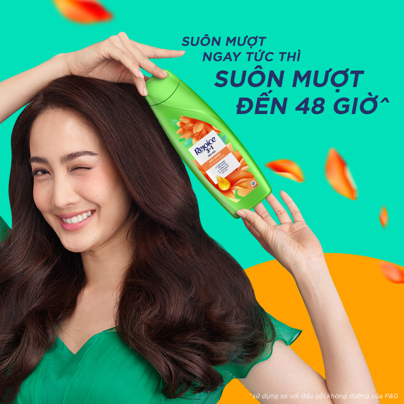 Dầu Gội REJOICE chai 1800ml Siêu Mượt / 3 Trong 1