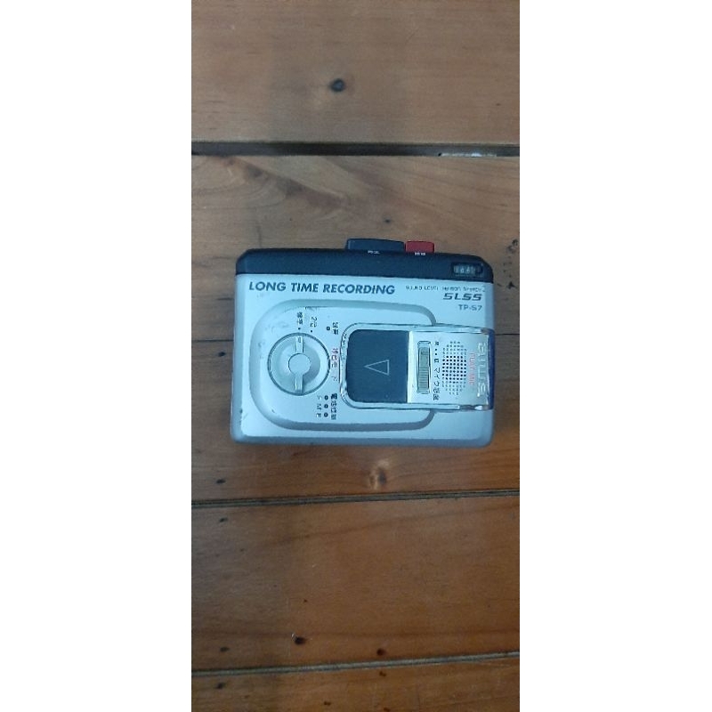 cassette cầm tay aiwa