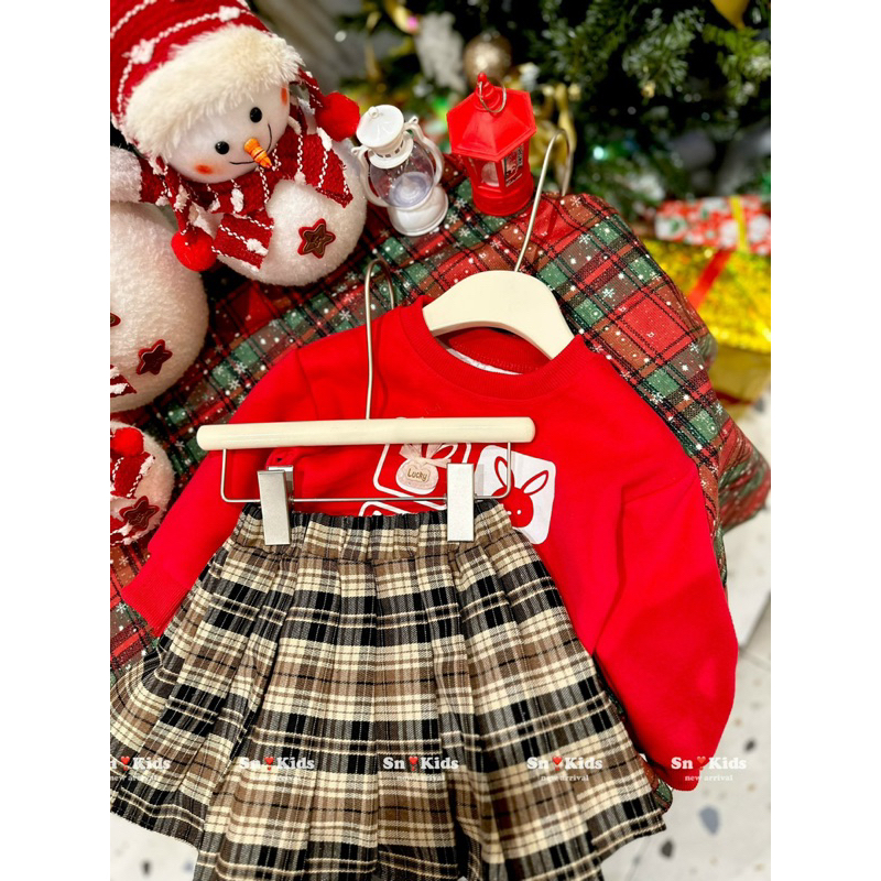 Set áo đỏ 4 ô thỏ bé gái