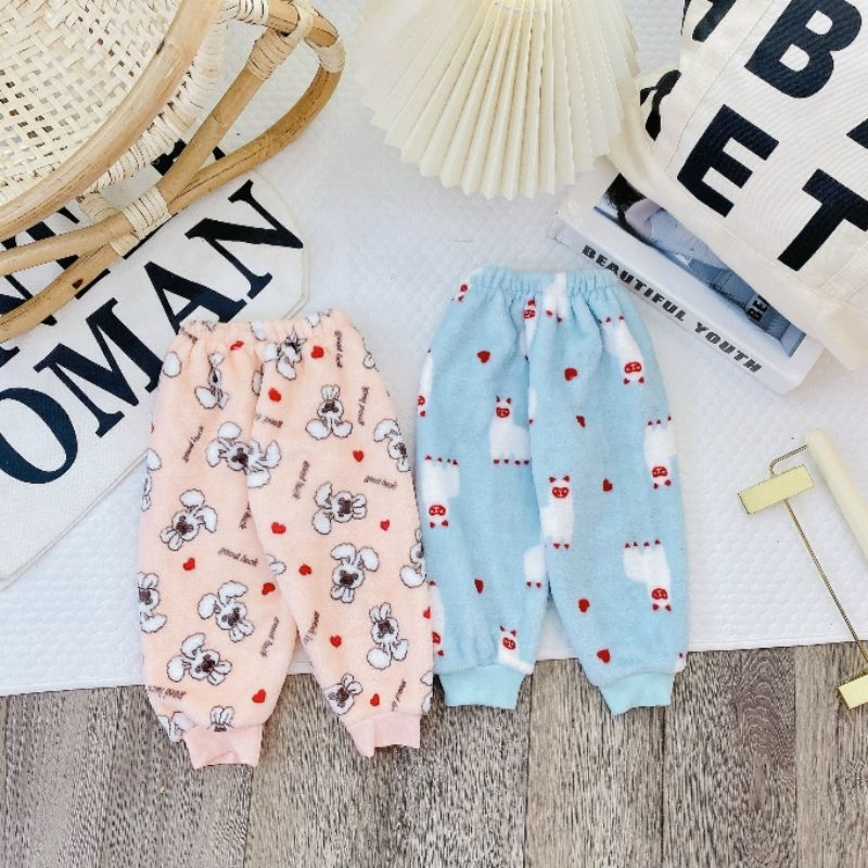 Quần Dài Lông Tuyết Mềm Ấm Cho Bé 3-10KG