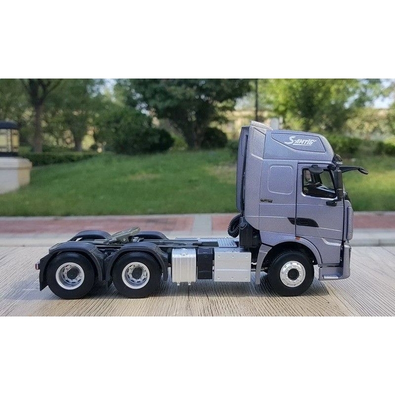 Xe Mô Hình Đầu kéo Howo TH7 hợp kim 1:36