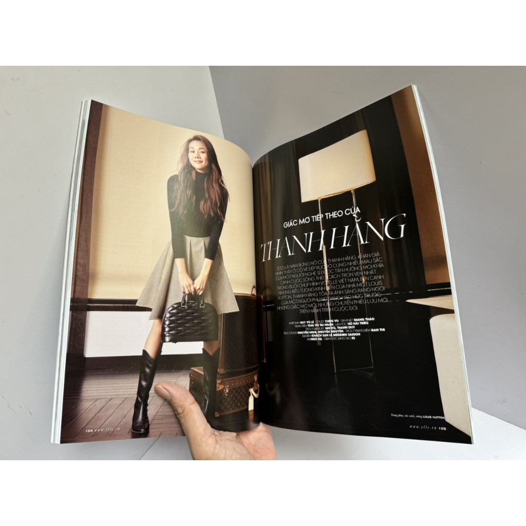 Sách -  Tạp chí phái đẹp ELLE tháng 10/2023 - Thanh Hằng  - NXB Thanh Niên