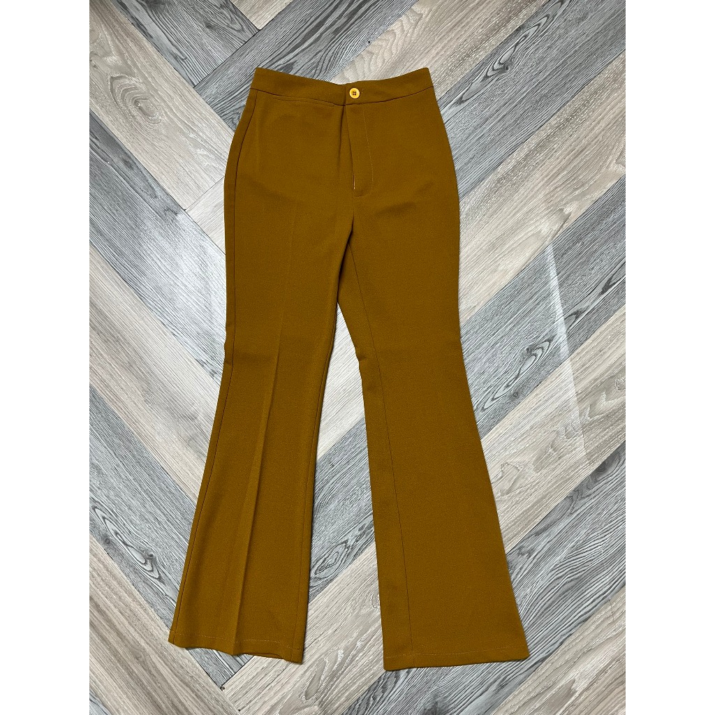 Chân váy, quần đồng giá 30k