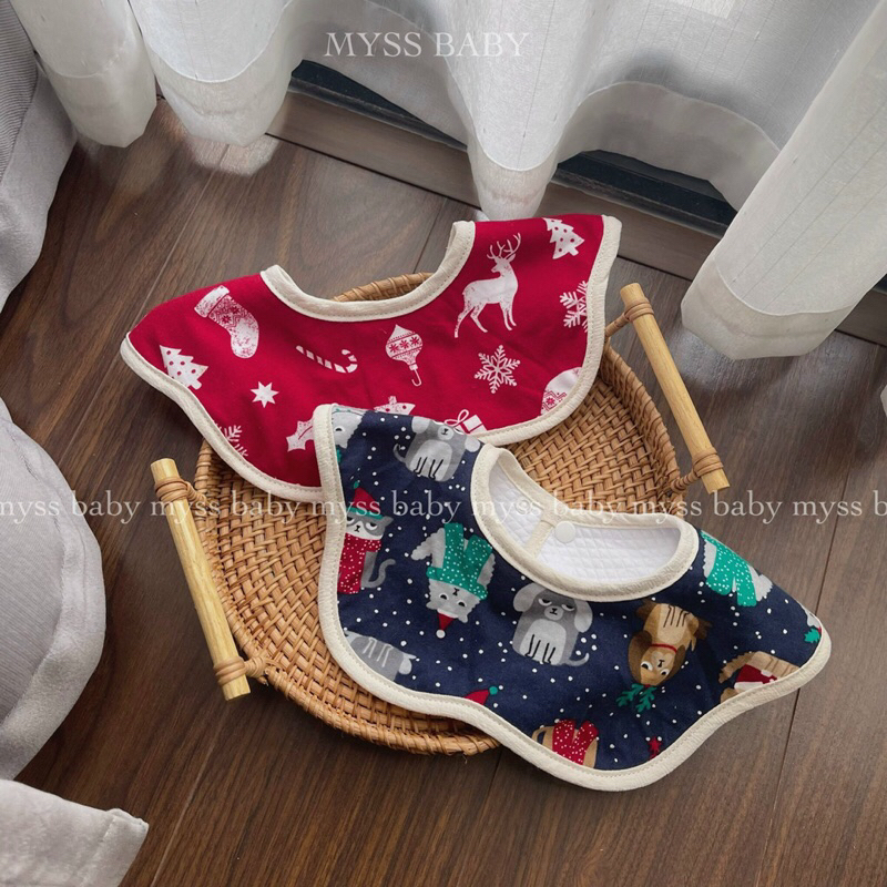 Yếm hoạ tiết Giáng sinh cho bé Myss Baby