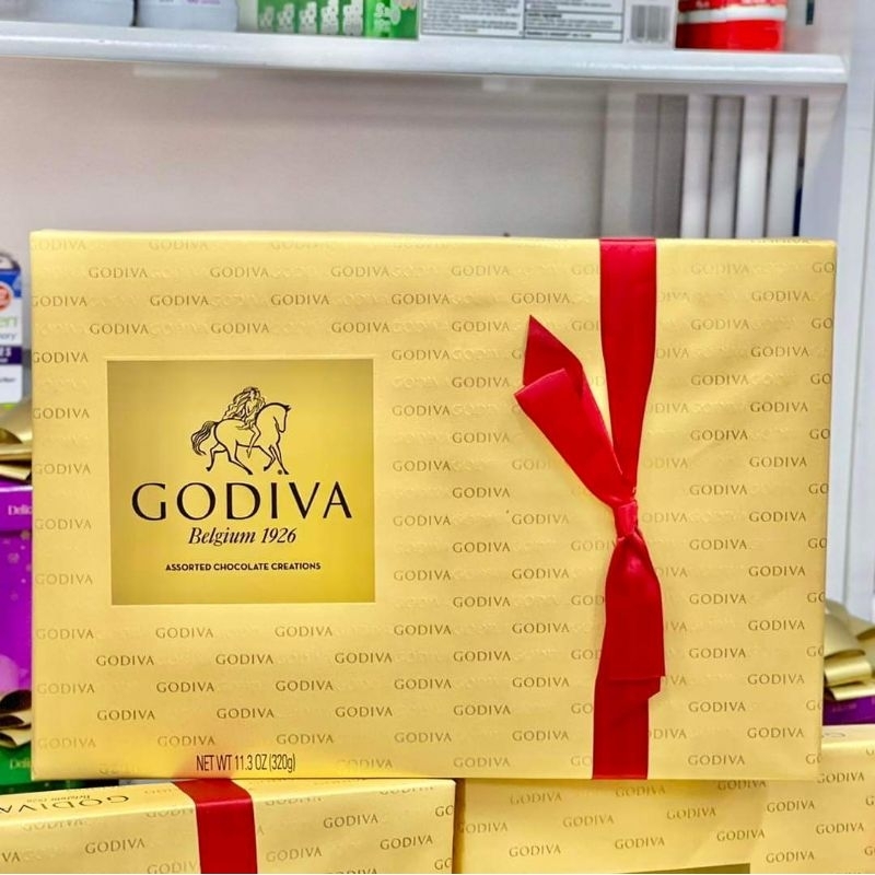 Socola cao cấp Godiva của Mỹ siêu ngon hộp vàng nơ đỏ cực kỳ sang trọng