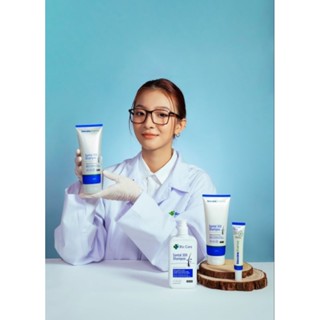 Dầu Gội Dược Liệu BioCare Pharma giảm gàu, nấm ngứa da đầu Santal 300 Shampoo 200ml