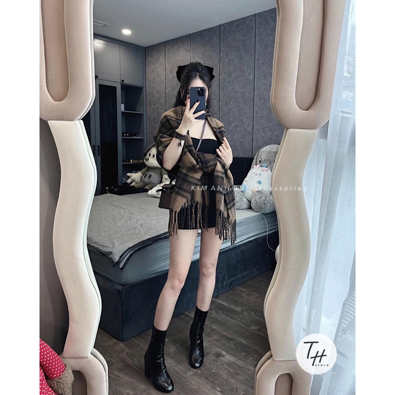 Khăn Choàng Len Kẻ Kim Anh Bùi