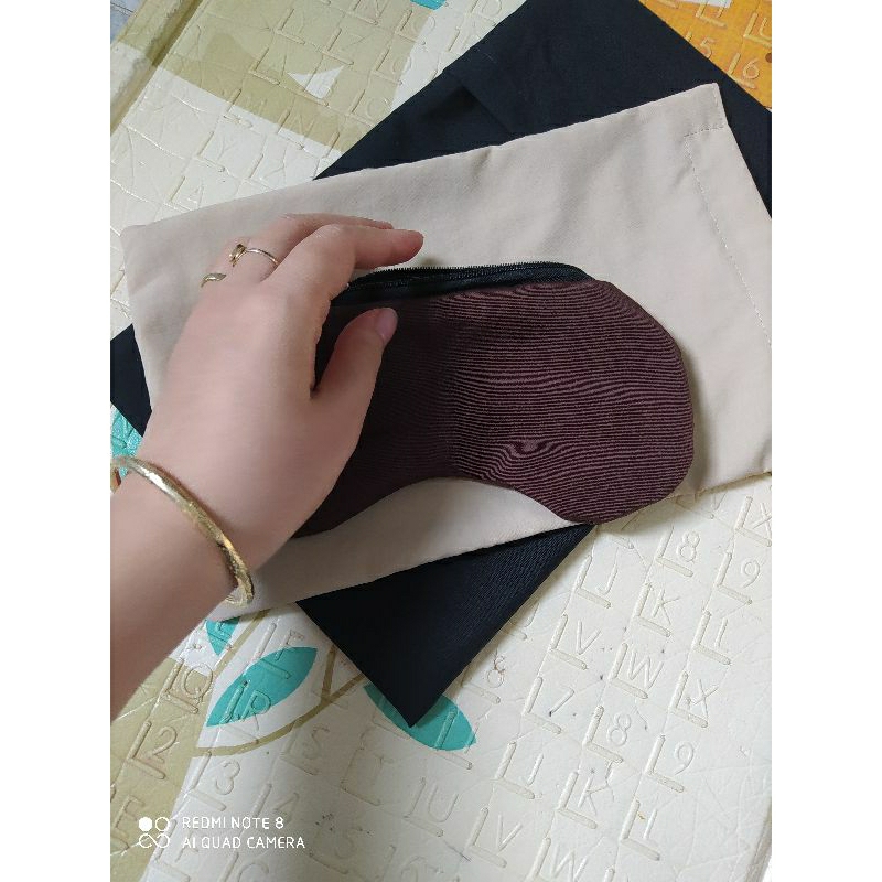 Vỏ mắt thảo dược màu nâu
