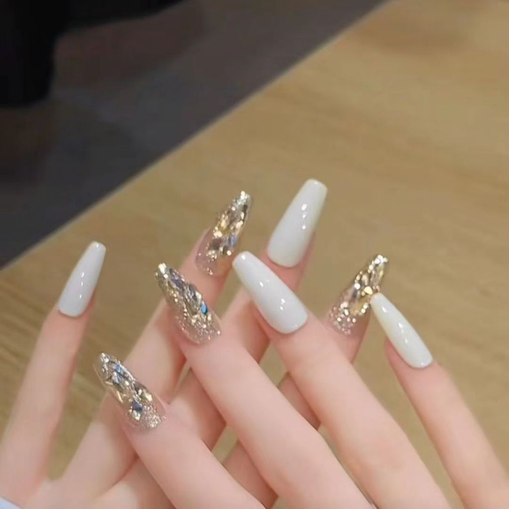Nailbox, Móng tay giả dài đính đá, Nail xinh dự tiệc sang trọng, Shyn house Nail