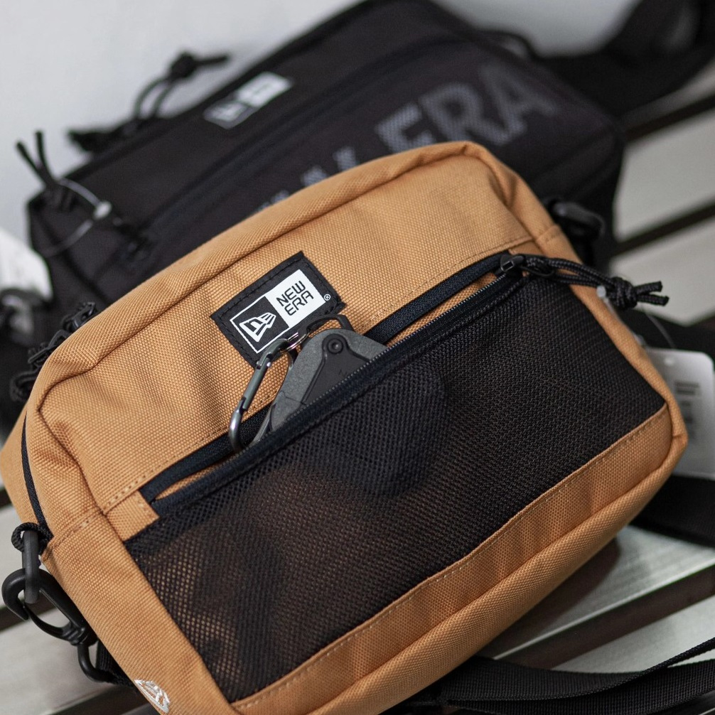 Túi đeo chéo thời trang nam nữ unisex New Era Shoulder Pouch Bag Brown xuất dư