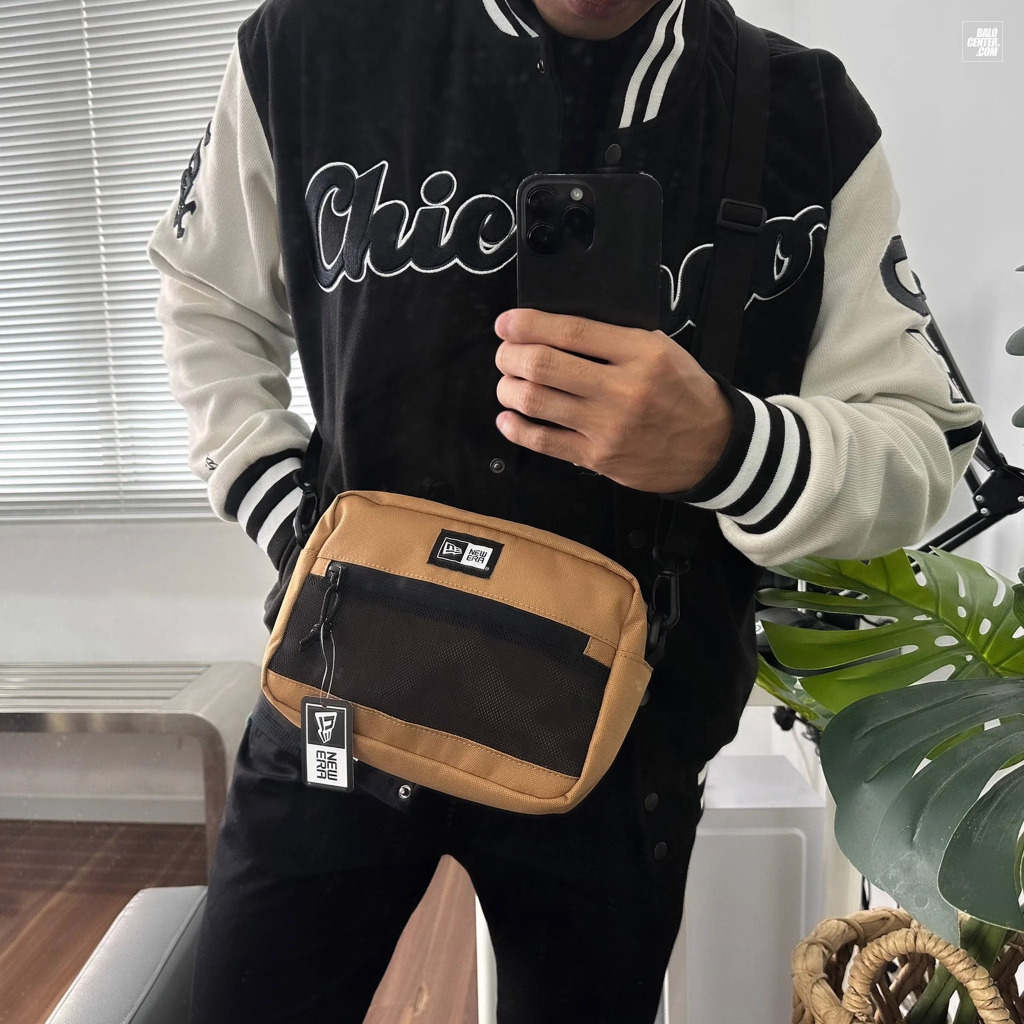 Túi đeo chéo thời trang nam nữ unisex New Era Shoulder Pouch Bag Brown xuất dư