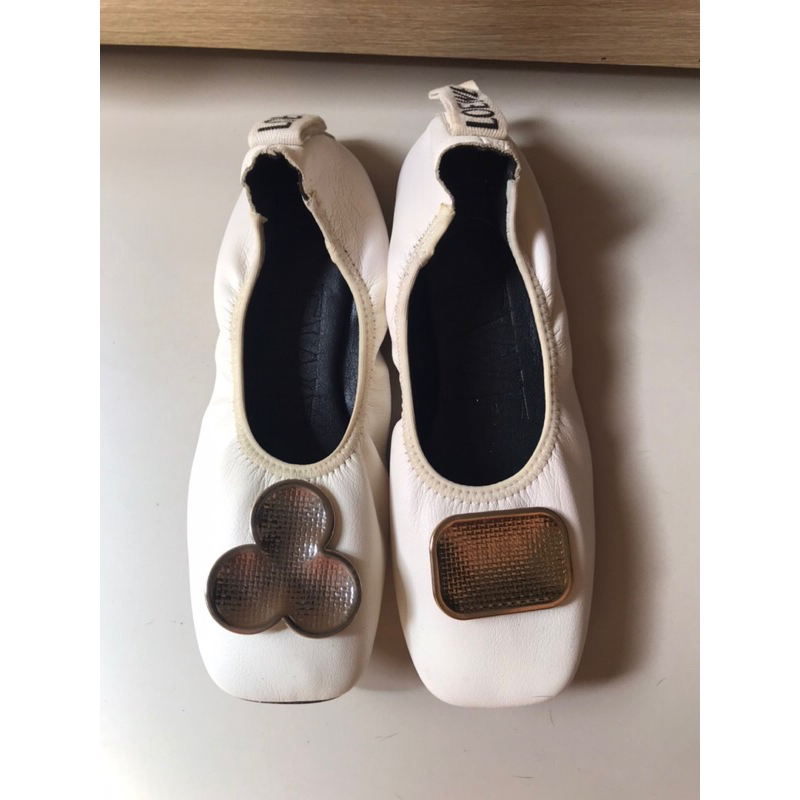 Giày nữ L.O.E.W.E