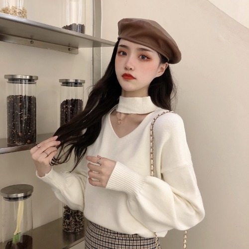 Áo sweater nữ tay dài phối cổ tym, áo thun tay dài cổ chữ V dáng rộng phong cách cá tính thời trang Hàn Quốc AOT554