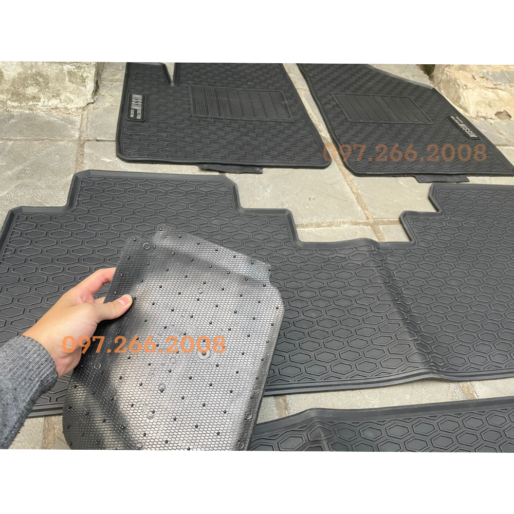 Thảm lót sàn xe Huyndai Custin 2023, 2024 cao su đúc không mùi, dễ dàng lau rửa, Mẫu NISSIN dày dặn