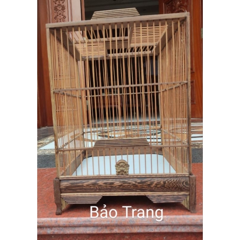 Lồng chim Hút mật, Khuyên, ốc mít Báng súng chất liệu gỗ mun đuôi công cao cấp Bảo Trang.