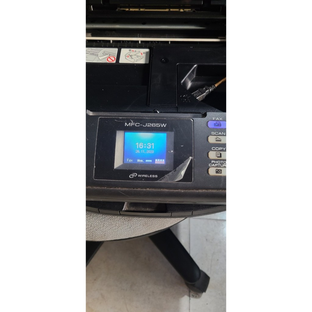 Máy in màu Brother , model : MFC-J265W , báo lổi hết mực, bán xác
