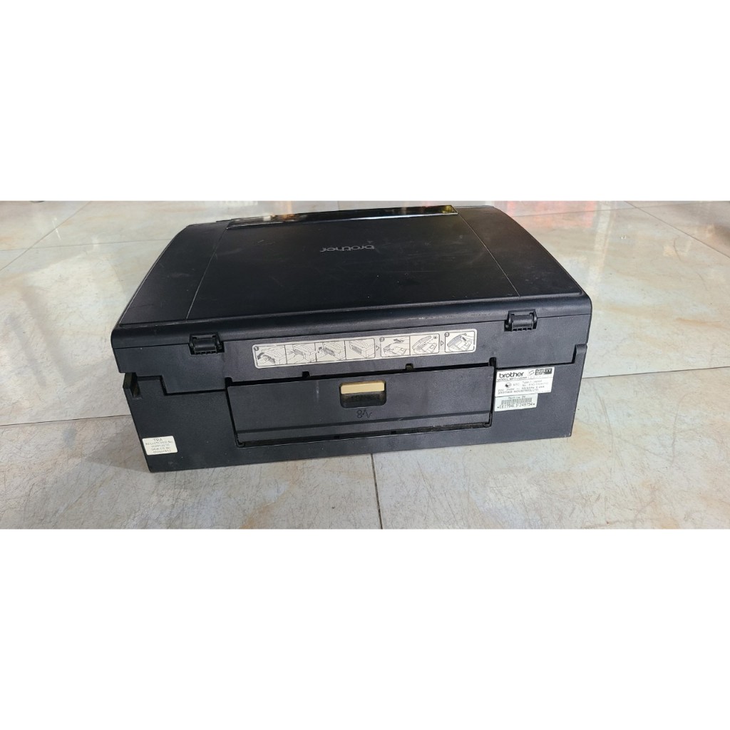 Máy in màu Brother , model : MFC-J265W , báo lổi hết mực, bán xác