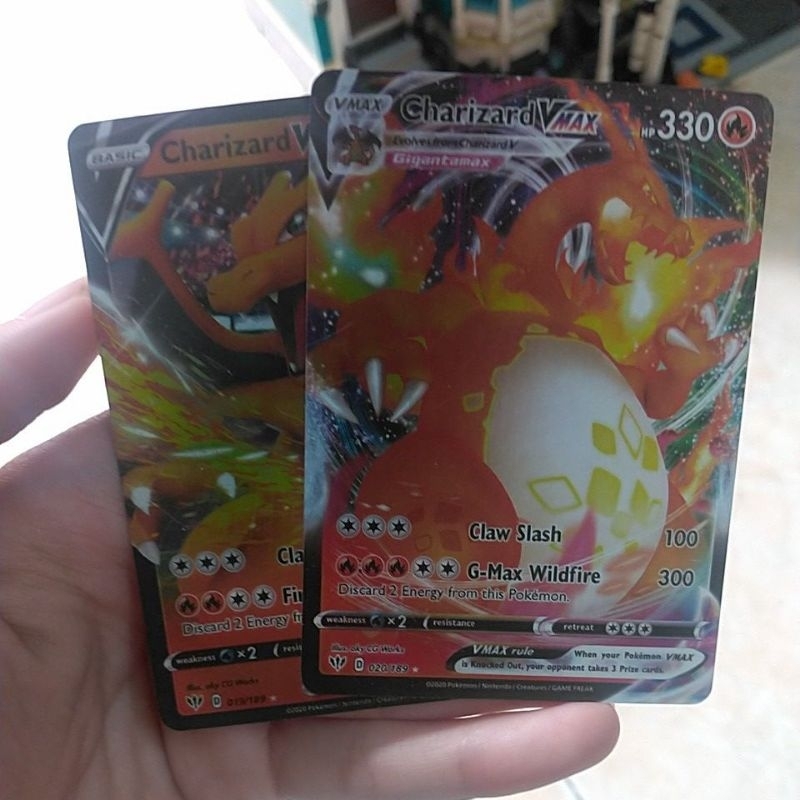 COMBO 02 thẻ bài V/Vmax sưu tầm độc đáo KHÔNG Chính hãng Pokemon Charizard